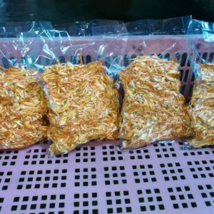 dong-trung-ha-thao-hut-chan-khong